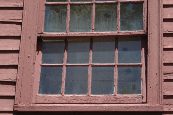 The-oldest-wood-framed-window-in-Canada