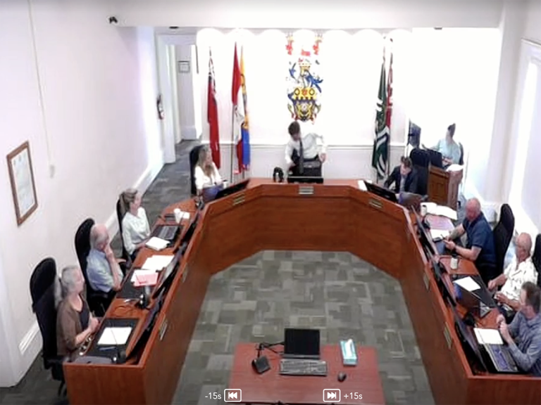 Mayor leaves meeting