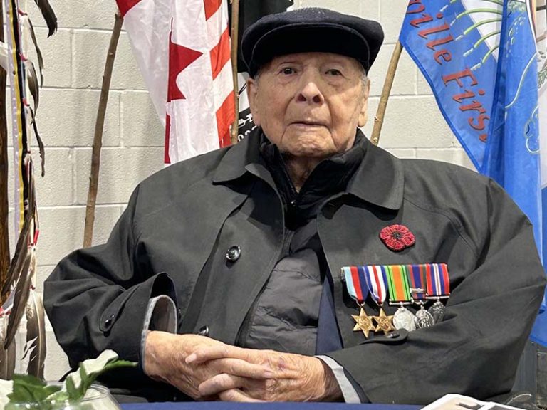 World War II veteran Donald Smoke. Photo by Dan Jones, CFWN, LJI